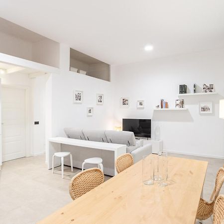 Sant Ambroeus Garden Apartment Milano Exteriör bild